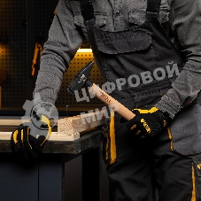 Молоток слесарный Denzel 800 г, кованый квадратный боек, буковая рукоятка