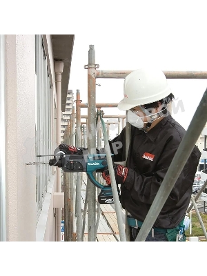 Перфоратор Makita DHR202Z аккумуляторный SDS+ DHR202Z 18В,Li-ion,3реж,1.9Дж,0-4000у\м,3.5кг,чем,подсв,б\акк и з\у,совмест с 4А·ч Li-ion