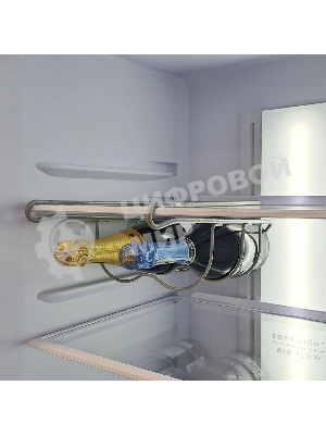 Холодильник Бирюса Б-B920NF черный двухкамерный 210/100 л морозилка снизу, No Frost