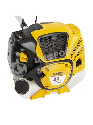 Триммер бензиновый Denzel DTL-43S, 43 см3, разъемная штанга, состоит из 2 частей