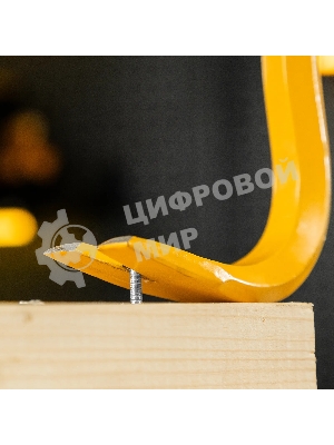 Лом-гвоздодер Denzel 450 мм, шестигранный 16 мм, окрашенный, сталь 65