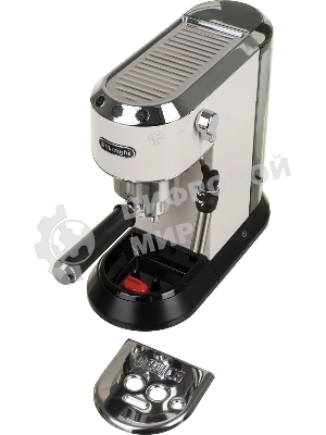 Кофеварка эспрессо DeLonghi EC685.W белый, исп. кофе - молотый/чалды, 1.1 л, 1350 Вт, 15 бар