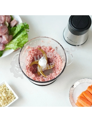 Измельчитель электрический Pullman PL-320, 1000Вт, 6 лезвий, стеклянная чаша 3 л