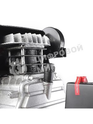 Компрессор поршневой масляный Победа KM 50-250, 250 л/мин, 8 бар, 1800 Вт, 50 л, быстросъемный 1/4