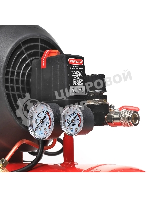 Компрессор поршневой масляный Победа КМ 50-400, 400 л/мин, 8 бар, 2200 Вт, 50 л, быстросъемный 1/4