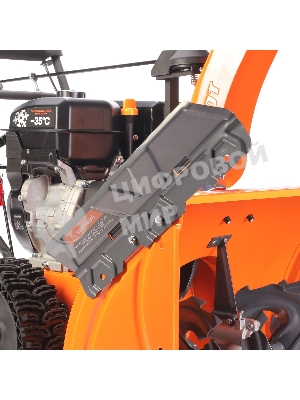 Снегоуборщик PATRIOT PRO 11 KX (коммунально-хозяйственный); 11 л.с., усиленный редуктор, безвоздушные колеса WE3, антиадгезионное покрытие ковша и желоба.