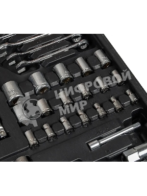 Набор ручного инструмента Bort BTK-123