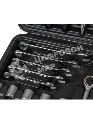 Набор ручного инструмента Bort BTK-123