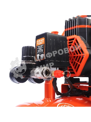 Компрессор поршневой безмасляный Patriot KDS 190 F10 (190 л/мин, 0,95 кВт, 8 бар, 10 л, 2800 об/мин, быстросъем 1/4)