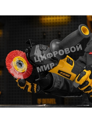 Щетка для УШМ Denzel 100 мм, плоская, нейлоновая щетина, посадка 22,2 мм