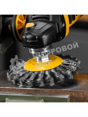 Щетка для УШМ Denzel 125 мм, М14, тарелка, крученая нержавеющая проволока 0,5 мм