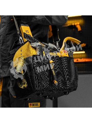 Переноска для инструмента Denzel 260х240х300 мм, 22 кармана, наплечный ремень