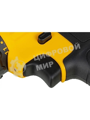 Дрель-шуруповерт DeWalt DCD771D2-QW, 18 В, 2 Ач, 42 Нм, щеточный