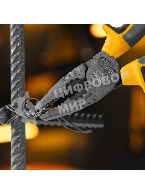 Плоскогубцы комбинированные Denzel 205 мм, трехкомпонентные рукоятки