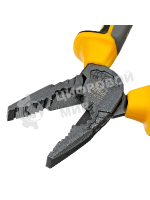 Плоскогубцы комбинированные Denzel 205 мм, трехкомпонентные рукоятки