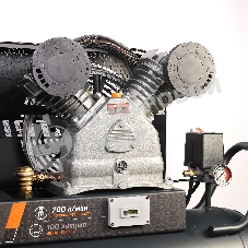 Компрессор поршневой Patriot KRX 700 L100 D ременной, масляный, 700 л/мин, 100 л, 10 бар, 4 кВт, 400 В