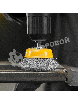 Щетка для дрели Denzel 65 мм, чашка, со шпилькой, нержавеющая витая проволока