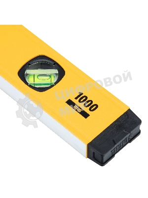 Уровень алюминиевый Denzel, магнит., фрезерованный, 3 глазка (1 зеркал.), 0,5 мм/м, 1000 мм