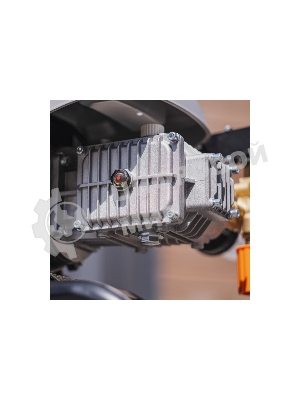 Мойка высокого давления Bort KEX-2800 2500 Вт, максимальное давление 125 бар, рабочее давление 105 бар, 12 л/мин, 23 кг, набор аксессуаров 10шт