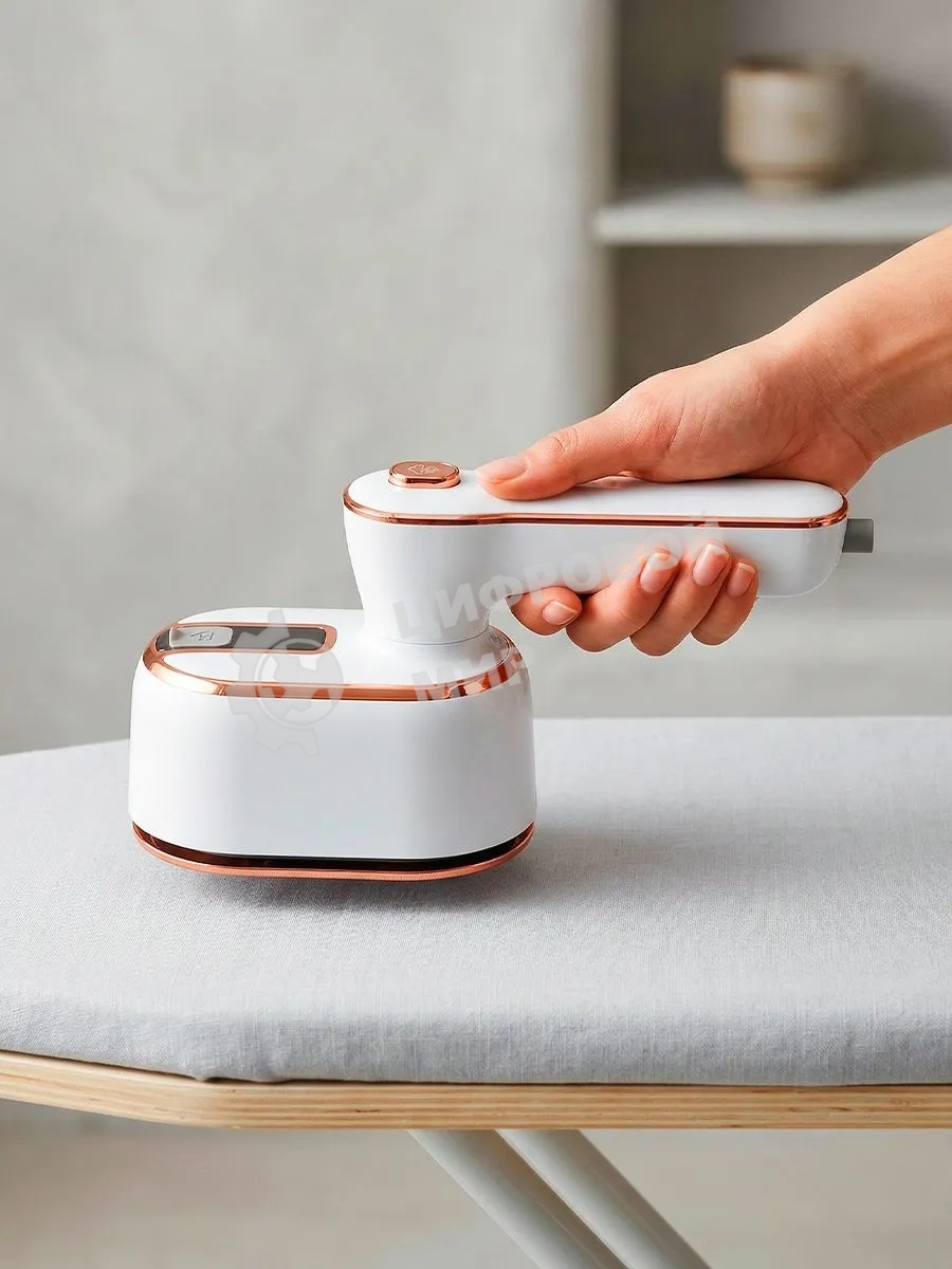 Отпариватель Eltronic 999-02 белый, 1500 Вт, 13 г/мин, 100 мл