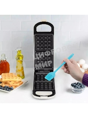 Вафельница Kitfort КТ-1690 700Вт черный/белый