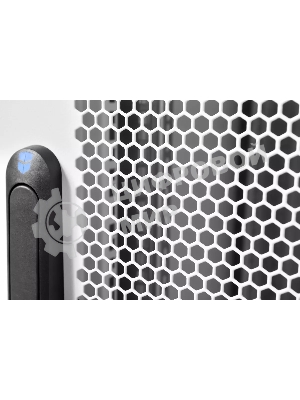 Шкаф телеком. напольный 18U (600x600) дверь перфорированная (ШТК-М-18.6.6-4ААА) (2 коробки)