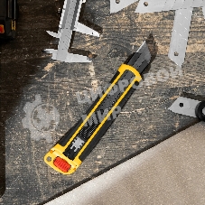 Нож Denzel 25 мм, сменное лезвие, SK4, корпус из ABS + TPR, торцевой зажим