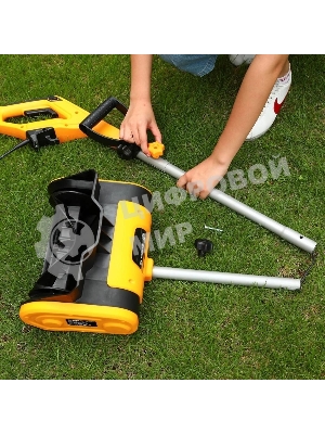 Снегоуборщик электрический Deko ST1700R 1.7кВт