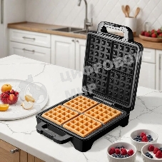 Вафельница Kitfort КТ-4673 1600Вт черный/серебристый