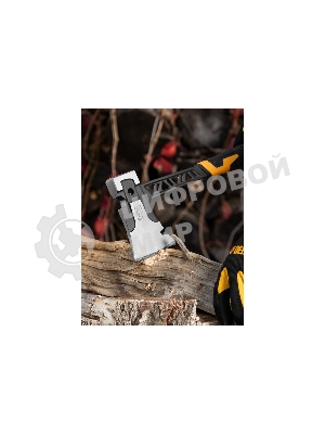 Топор цельнокованый Denzel 600 г, двухкомпонентная обрезиненная рукоятка