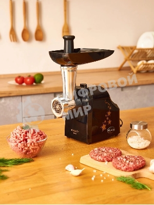 Мясорубка электрическая Scarlett SC-MG45M30 черный, 1800 Вт, 2.0 кг/мин, реверс, защита от перегрузки, насадки - 4