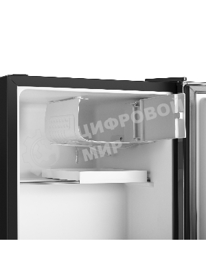 Холодильник BBK RF-051 черный однокамерный 45/5л морозилка сверху