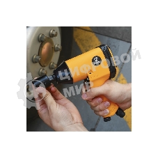 Гайковерт Deko DKPT01 SET 3 142л/мин красный/черный