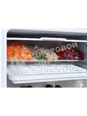 Холодильник Hyundai CO1003 белый однокамерный 93л