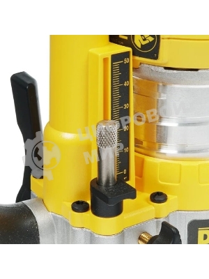 Фрезер DeWalt D26203. 900 Вт,16000-27000 об/мин,ход-55 мм