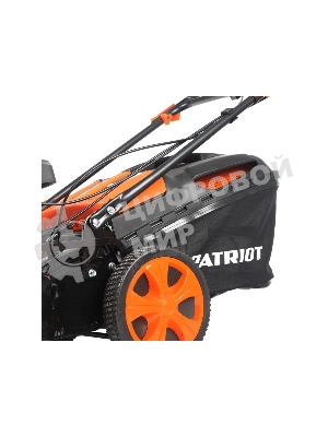 Газонокосилка бензиновая PATRIOT PT 52LS 512109024 Рабочий объем 200сс, мощность 6.5л.с., рабочая ширина 51 см, корпус сталь, регул. высоты 30-75мм прорезин. колеса 178-254мм, травосбор. 60л