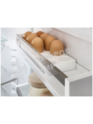 Холодильник Liebherr Pure CNsdc 5703-22 001 серебристый SmartSteel двухкамерный 266/94л морозилка снизу