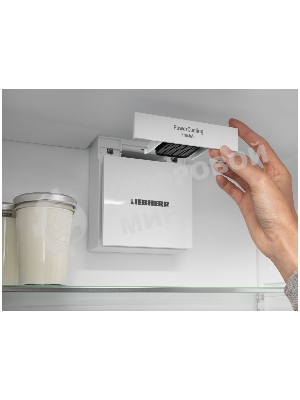 Холодильник Liebherr Pure CNsdc 5703-22 001 серебристый SmartSteel двухкамерный 266/94л морозилка снизу