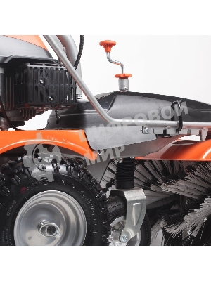 Подметальная машина PATRIOT S 610P 6лс 180-350об/мин шир.100см D35см ск.4+2 ручной/эл.стартер 79кг