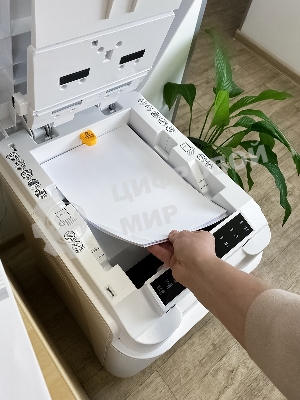 Шредер Heleos АП37-5 белый/белый с автоподачей (секр.P-5) фрагменты 220лист. 37лтр. скрепки скобы пл.карты