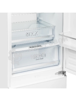Встраиваемый холодильник Kuppersberg RBN 1760, High-Tech, объем 237 л, скользящий фасад, электронное управление, No Frost, антибактериальный пластик, звуковой сигнал при открытой дверце, перенавешиваемые двери, LED освещение, уровень шума 41 дБ, энергоэффективность А+, белый
