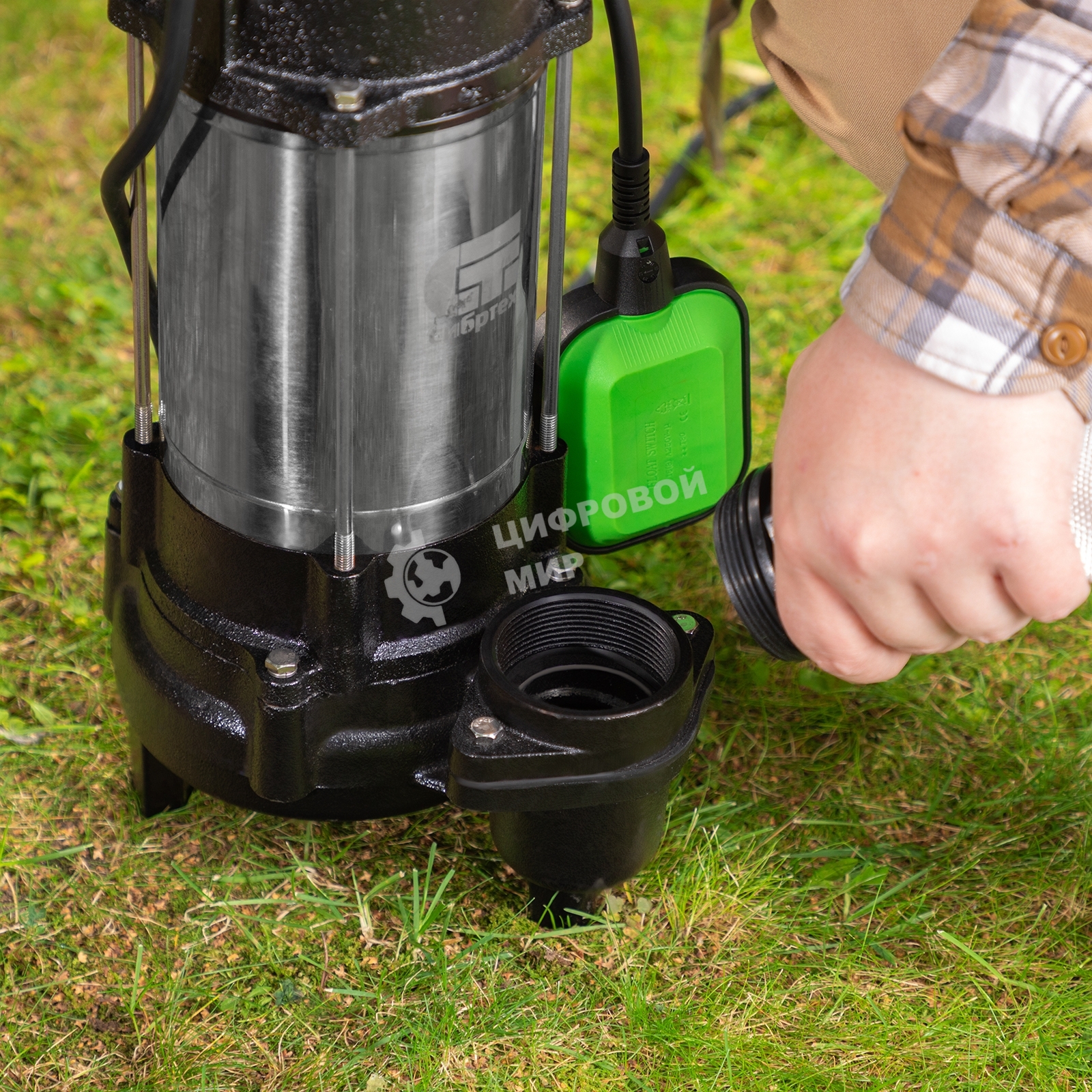 Фекальный насос Сибртех СФН750, 750 Вт, напор 16 м, 22000 л/ч