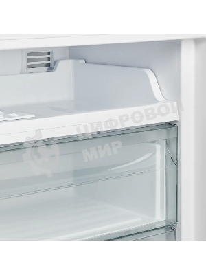 Встраиваемый холодильник Kuppersberg RBN 1763, полезный объем 233 л, сенсорное управление, полезный объем морозильной камеры 63 л, No Frost, LED подсветка, перенавешиваемые двери, суперзаморозка, отсек для овощей, белый