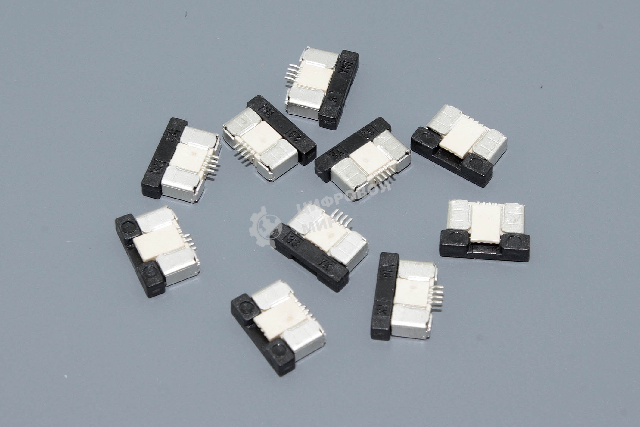 Разъем FPC Half Coverage Top Contact 0.5K-BS-4PWB 4 pin высота 2мм шаг 0,5мм 10 шт