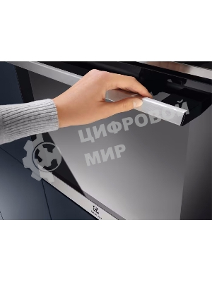 Встраиваемый духовой шкаф Electrolux COF6P76BX, Духовой шкаф электрический с конвекцией, объем 65 л, утапливаемые переключатели, 9 режимов, автопрограммы, очистка пиролитическая, 3 стекла в дверце, направляющие проволочные + телескопические (1 уровень)