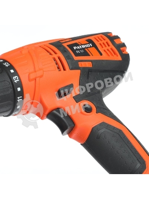 Дрель-шуруповерт Patriot FS301, 330 Вт, 25 Нм, щеточный