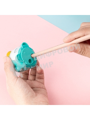 Точилка для карандашей ручная Deli Пингвин E0563, 2 отверстия, пластик, ассорти блистер