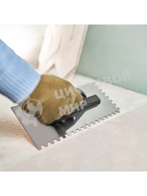 Гладилка нержавеющая Rexant 130х270 мм, зуб 8х8 мм, пластиковая ручка