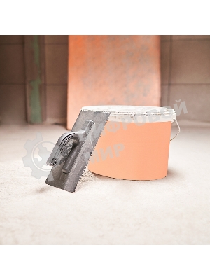 Гладилка нержавеющая Rexant 130х270 мм, зуб 4х4 мм, пластиковая ручка