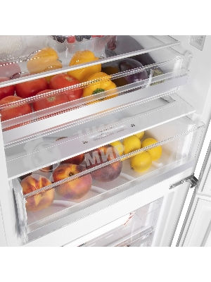 Холодильник Maunfeld MFF200NFW белый глянц. двухкамерный 271/106л морозилка снизу, No Frost